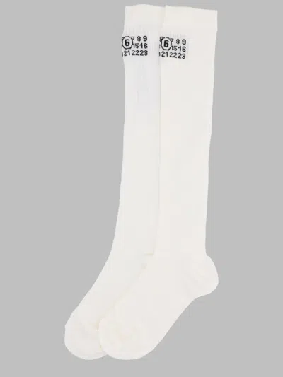 Mm6 Maison Margiela Graphic Knee-high Ribbed Socks In White