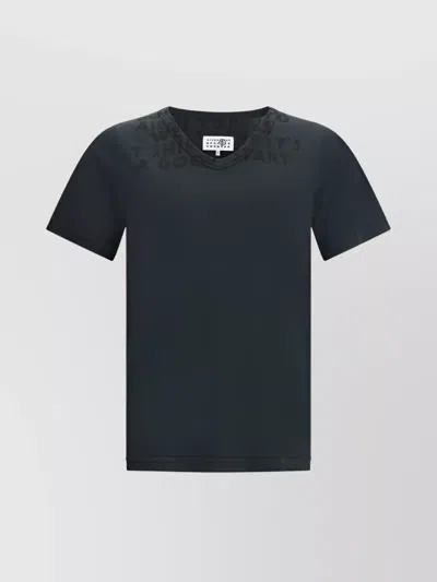 Mm6 Maison Margiela Graphic Print V-neck T-shirt