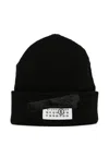 Mm6 Maison Margiela Mm6 By Maison Margiela Ribbed Black Knitted Beanie With Contrasting Logo Patch In Black