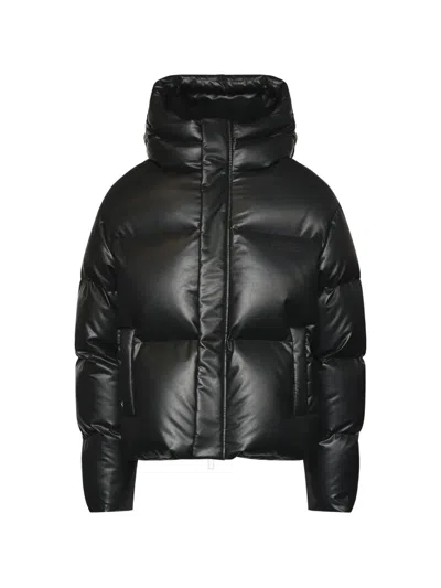 Mm6 Maison Margiela Hooded Puffer Jacket In Black