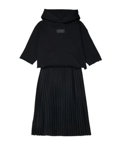 Mm6 Maison Margiela Kids Hooded Pleated Dress In Black