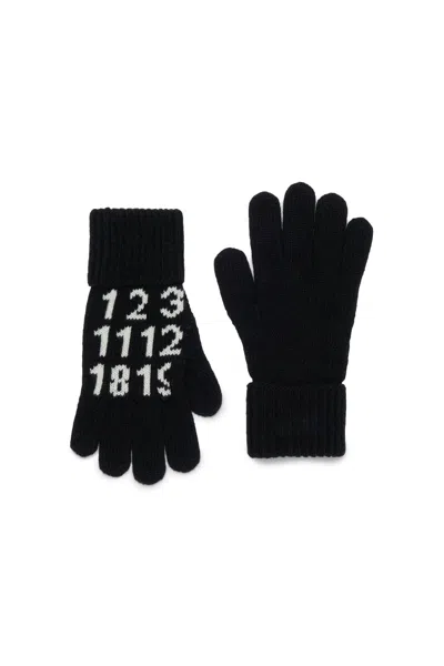 Mm6 Maison Margiela Knit Gloves With Numeric Logo In Black