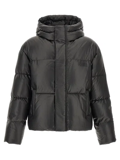Mm6 Maison Margiela Lacquered Finish Down Down Jacket In Black