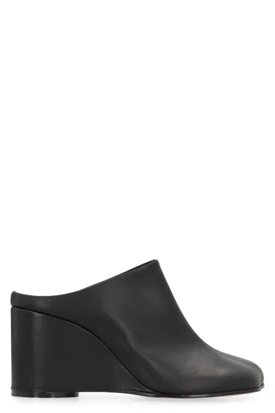 Mm6 Maison Margiela Leather Block Heel Mule In Black