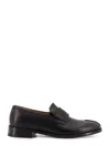 Mm6 Maison Margiela Tabi Leather Slip-on Shoes In Black