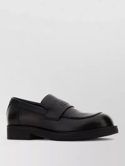 Mm6 Maison Margiela Leather Loafers Round Toe Stitched Detailing In Black