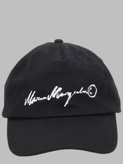 Mm6 Maison Margiela Logo Embroidered Baseball Cap In Black