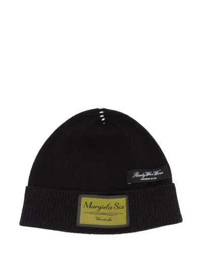 Mm6 Maison Margiela Logo-patch Beanie In Black