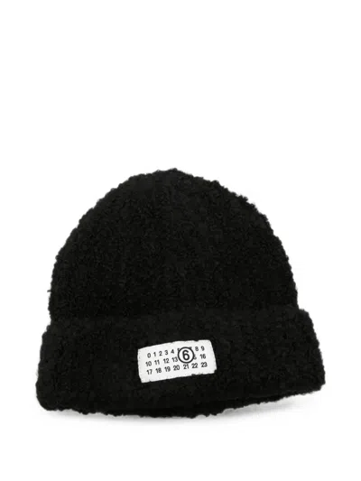 Mm6 Maison Margiela Logo-patch Beanie Hat In Black