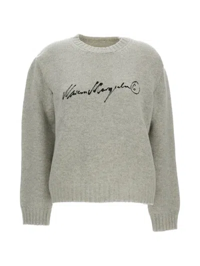 Mm6 Maison Margiela Cropped Crew-neck Sweater With Hand-painted Logo In Gray