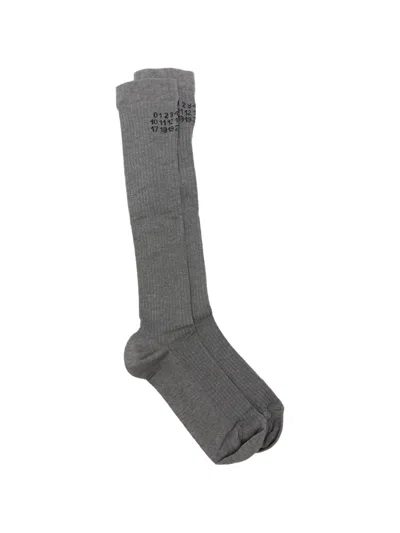 Mm6 Maison Margiela Logo-print Ribbed Socks In Gray