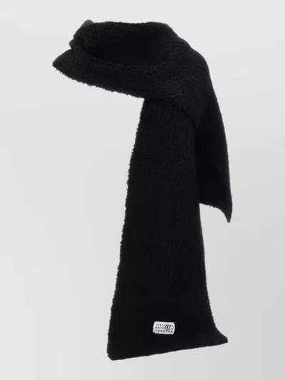 Mm6 Maison Margiela Logo-print Scarf In Black