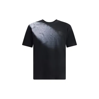 Mm6 Maison Margiela Mm6 By Maison Margiela Gradient Effect Black T-shirt With Subtle Graphic Print In Blue