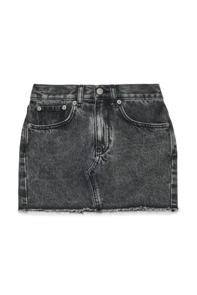 Mm6 Maison Margiela Minigonna In Denim Nero Sfumato In Black