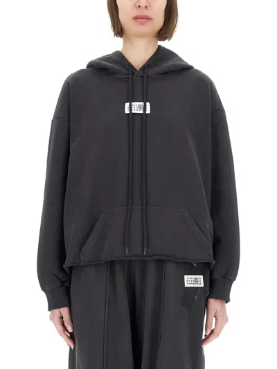 Mm6 Maison Margiela Mm6 By Maison Margiela Relaxed Fit Cropped Hoodie In Black