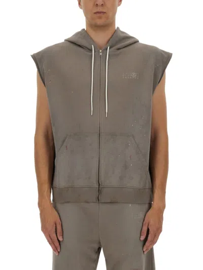 Mm6 Maison Margiela Mm6 By Maison Margiela Zip-up Sleeveless Sweatshirt With Distressed Detail In Gray