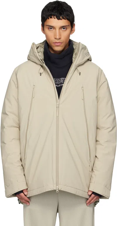 Mm6 Maison Margiela Off-white Salomon Edition Hooded Down Jacket In Neutral