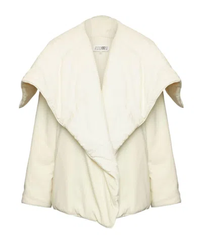Mm6 Maison Margiela Oversize-collar Padded Jacket In White
