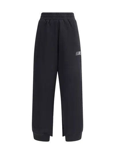 Mm6 Maison Margiela Pants In Black
