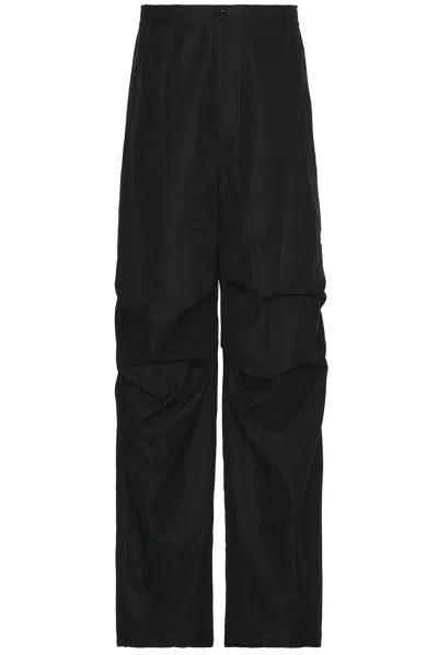 Mm6 Maison Margiela Trousers In Black