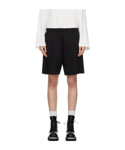 Mm6 Maison Margiela Plain Knitted Pleated Shorts In Black