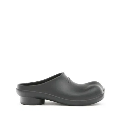 Mm6 Maison Margiela Anatomic Slipper Mit Nummern In Black