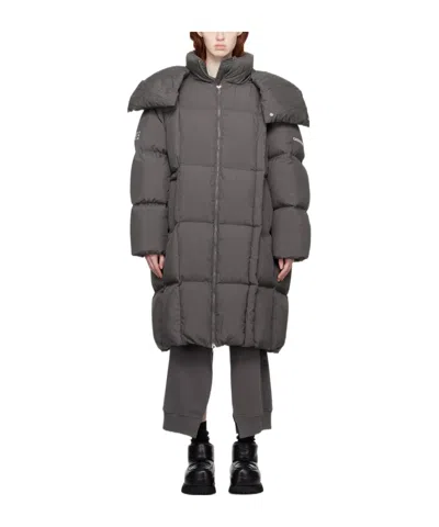 Mm6 Maison Margiela Quilted Hood And Down Jacket In Black