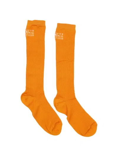 Mm6 Maison Margiela Ribbed Logo Socks In Orange
