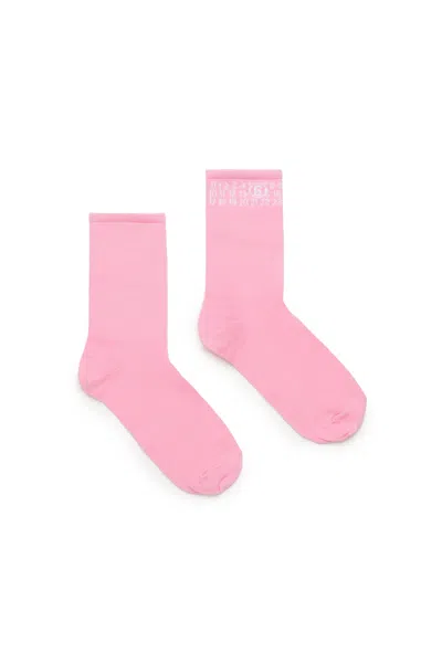 Mm6 Maison Margiela Ribbed Socks Branded With Numeric Logo In Pink