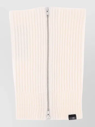 Mm6 Maison Margiela Ribbed Texture Rectangular Neck Scarf Accessory In Pink