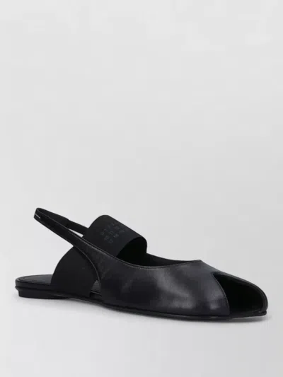 Mm6 Maison Margiela Sandals Flat Sole Peep Toe Design In Black