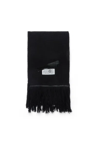 Mm6 Maison Margiela Scarf With Logo And Fringes In Black