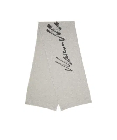 Mm6 Maison Margiela Signature Knit Scarf In Gray