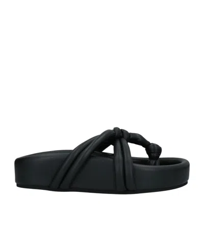 Mm6 Maison Margiela Solid-color Flip-flops In Black