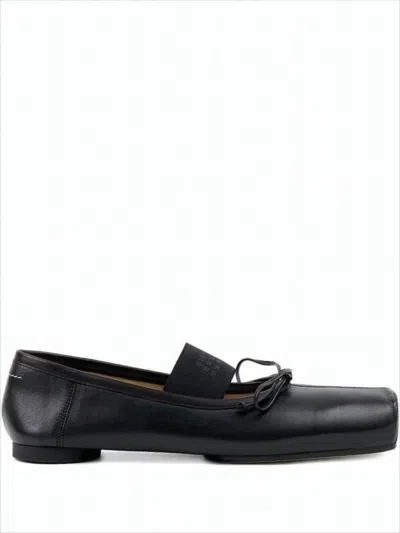 Mm6 Maison Margiela Square Toe Flat Shoes In Black