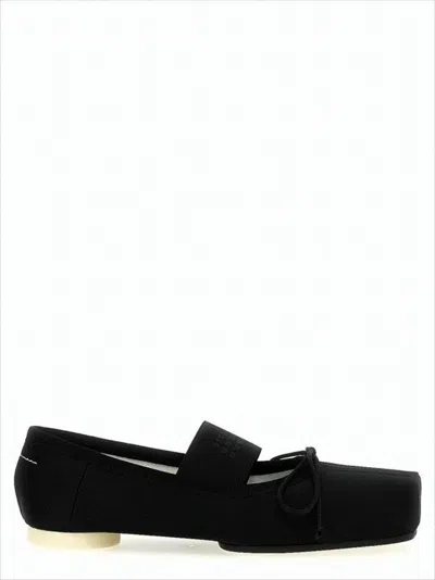 Mm6 Maison Margiela Square Toe Flat Shoes In Black