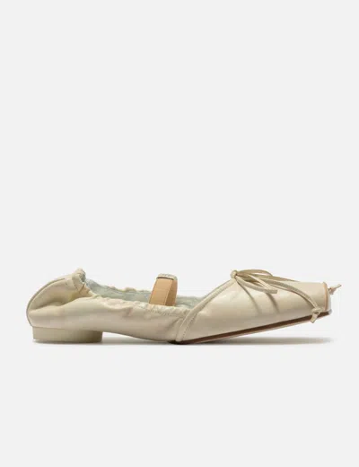 Mm6 Maison Margiela Square-toe Leather Ballerina Shoes In Neutral