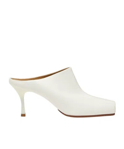 Mm6 Maison Margiela Square-toe Mules In White