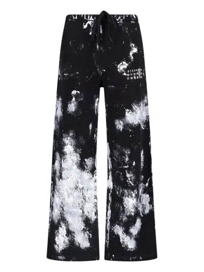 Mm6 Maison Margiela Sweatpants In Black