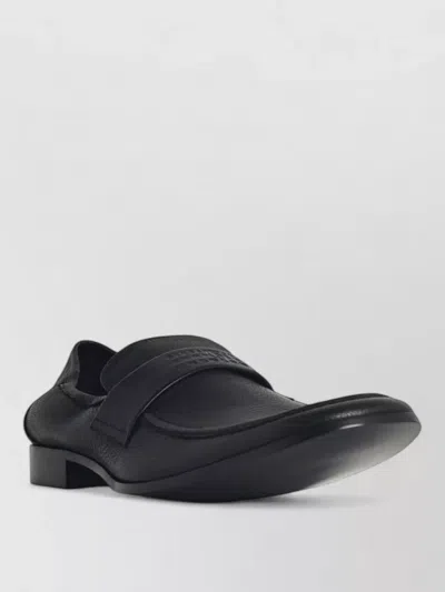 Mm6 Maison Margiela Swing Toe Leather Loafers Textured Finish In Animal Print