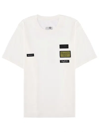 Mm6 Maison Margiela Patch Graphic Crew Neck Short Sleeve T-shirt In White
