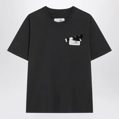 MM6 MAISON MARGIELA MM6 MAISON MARGIELA T-SHIRT WITH NUMERIC PATCH AND TAPE DETAIL