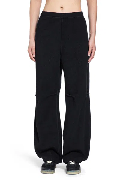 Mm6 Maison Margiela Trousers In Black
