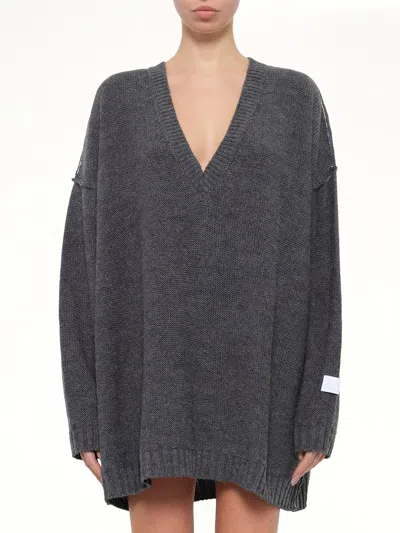 Mm6 Maison Margiela V-neck Sweater In Grey