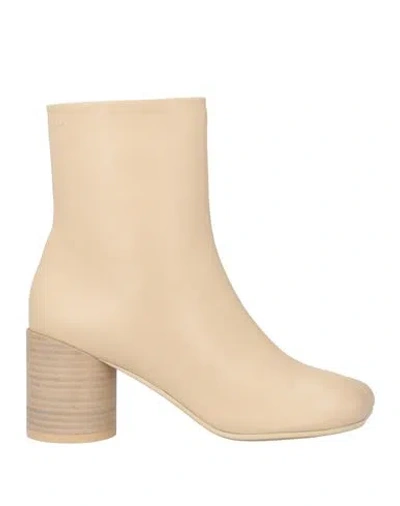 Mm6 Maison Margiela Woman Ankle Boots Beige Size 7.5 Leather