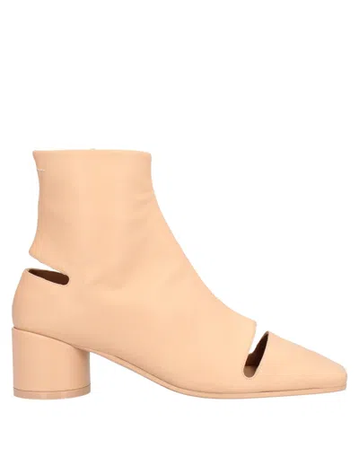 Mm6 Maison Margiela Woman Ankle Boots Beige Size 8 Soft Leather