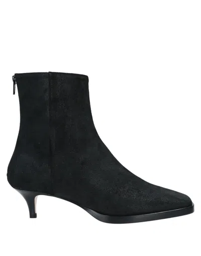 Mm6 Maison Margiela Ankle Boots In Black