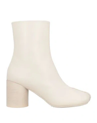 Mm6 Maison Margiela Woman Ankle Boots Cream Size 8 Leather In White