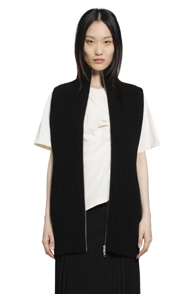 Mm6 Maison Margiela Zip-up Sleeveless Cardigan In Black
