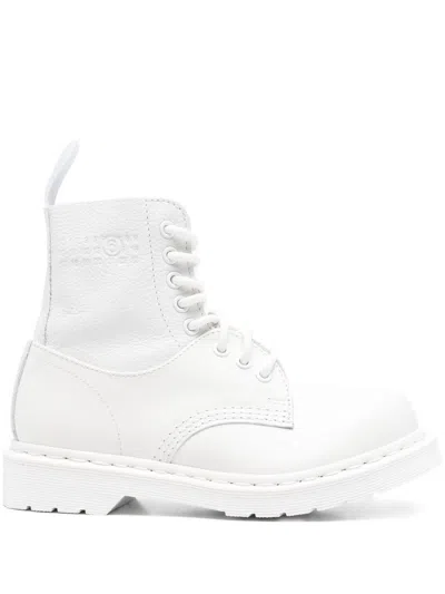 Mm6 X Dr.martens Leather Boots In White